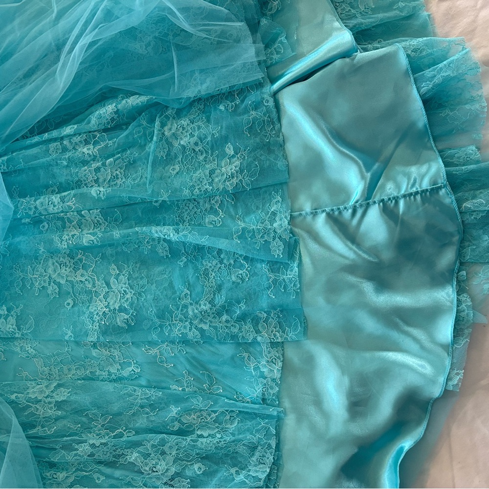 Stunning Sherri Hill 2Pc Formal-Size 0 - Picture 7 of 14